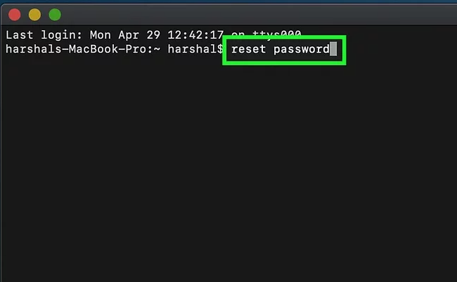Saisissez alors la commande resetpassword