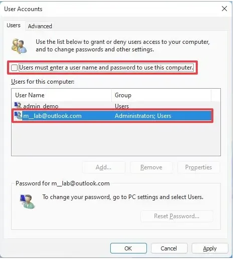 Décochez l'option L'utilisateur doit entrer un nom d'utilisateur et un mot de passe pour utiliser cet ordinateur