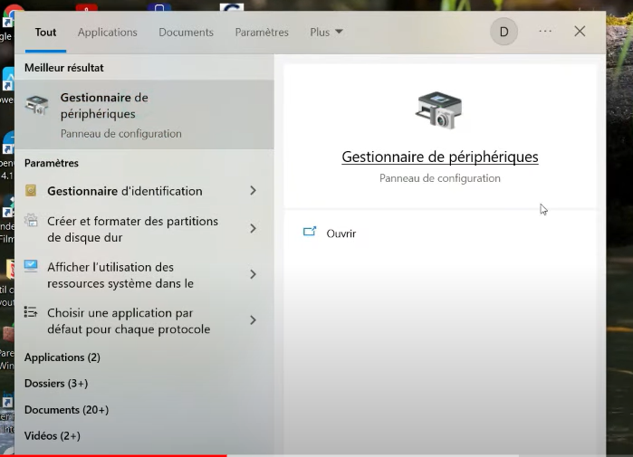 Appuyez sur WINDOWS + X et accédez au Gestionnaire de périphériques