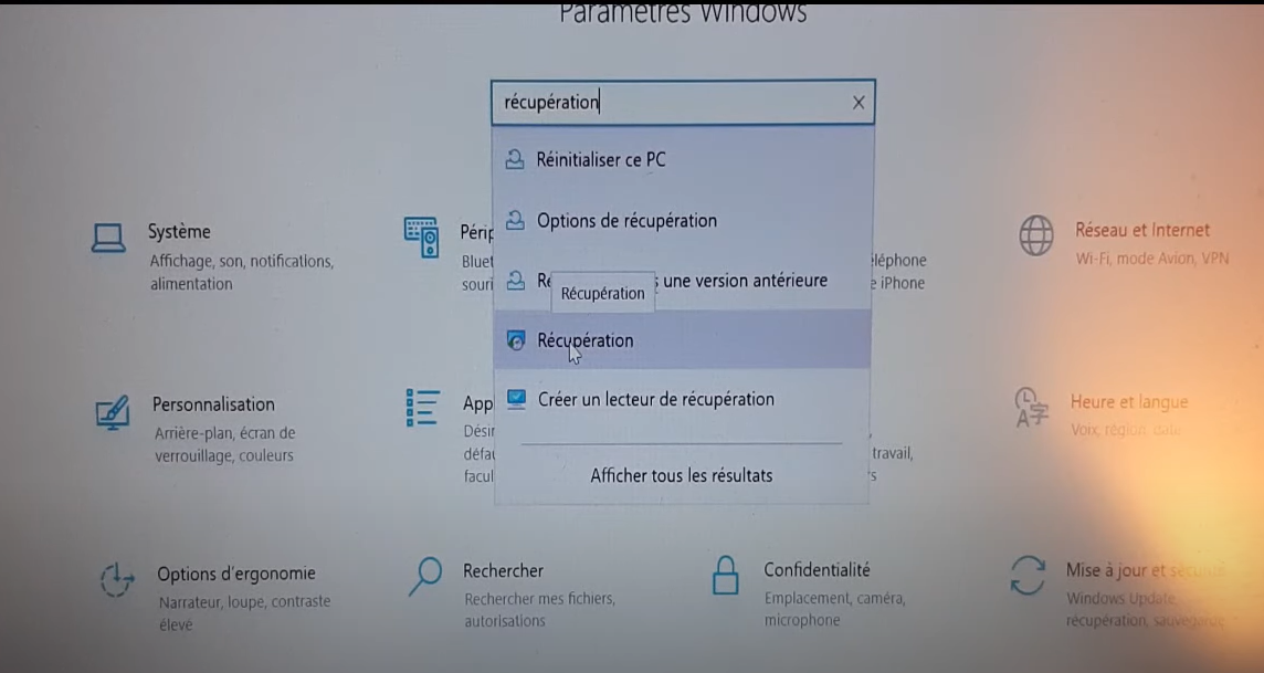 Tapez récupération dans la barre de recherche